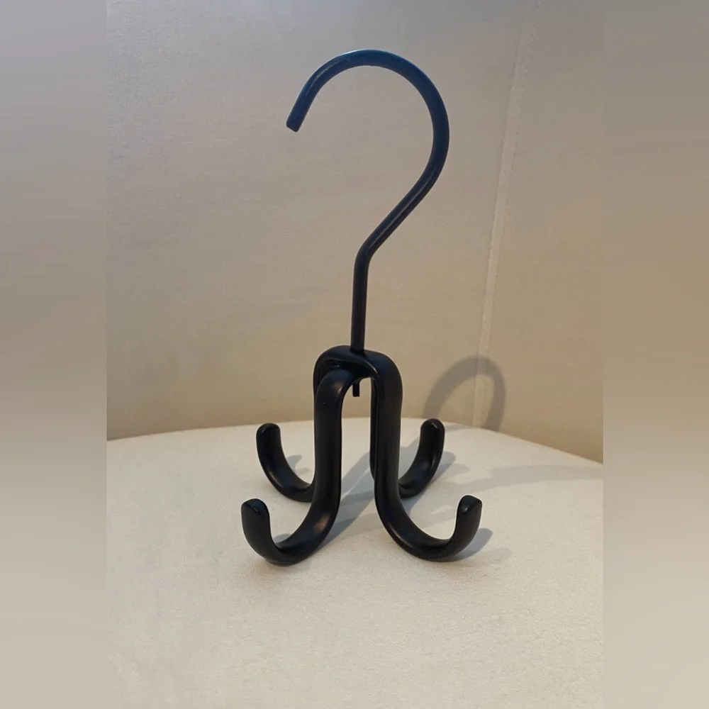 Closet Accessory - Belt, tie, scarf hanger - NWOT